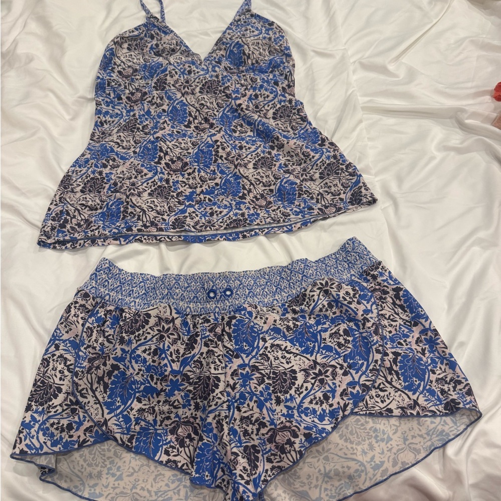 Athleta Blue and White Floral Tankini Top with Matching Swim Shorts